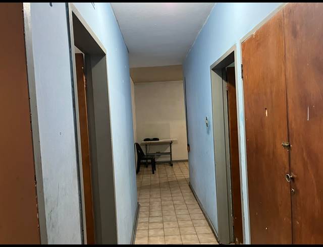 3 BEDROOM APARTMENT FOR SALE IN RUSTENBURG CENTRAL